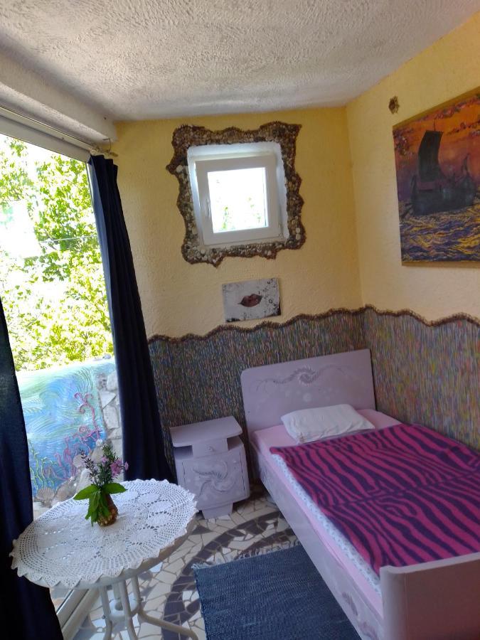 Apartman Sirena Pićan Екстериор снимка